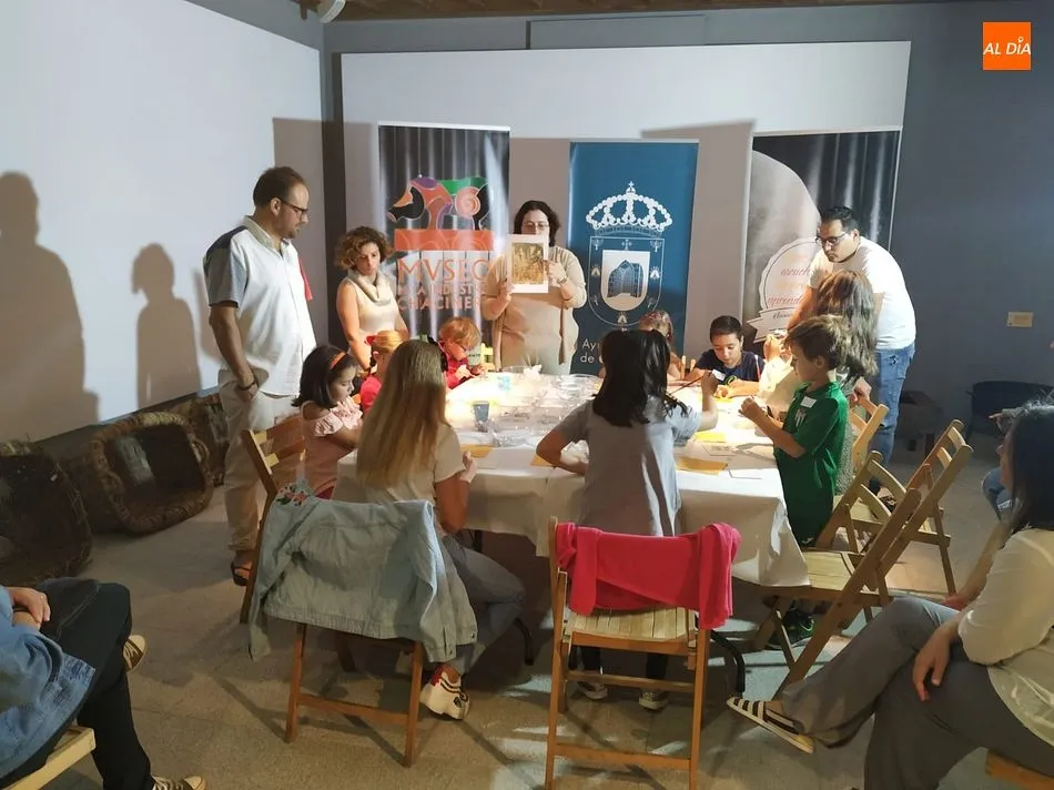 Foto 2 - Los ni&ntilde;os protagonizan el taller del Museo de la Industria Chacinera