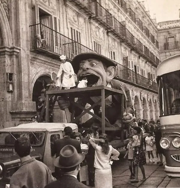 Foto 4 - Coches chocones, tiovivos y atracciones de feria en otros tiempos