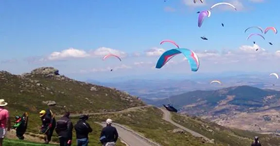 Herido un hombre de 57 al hacer parapente en Piedrahíta