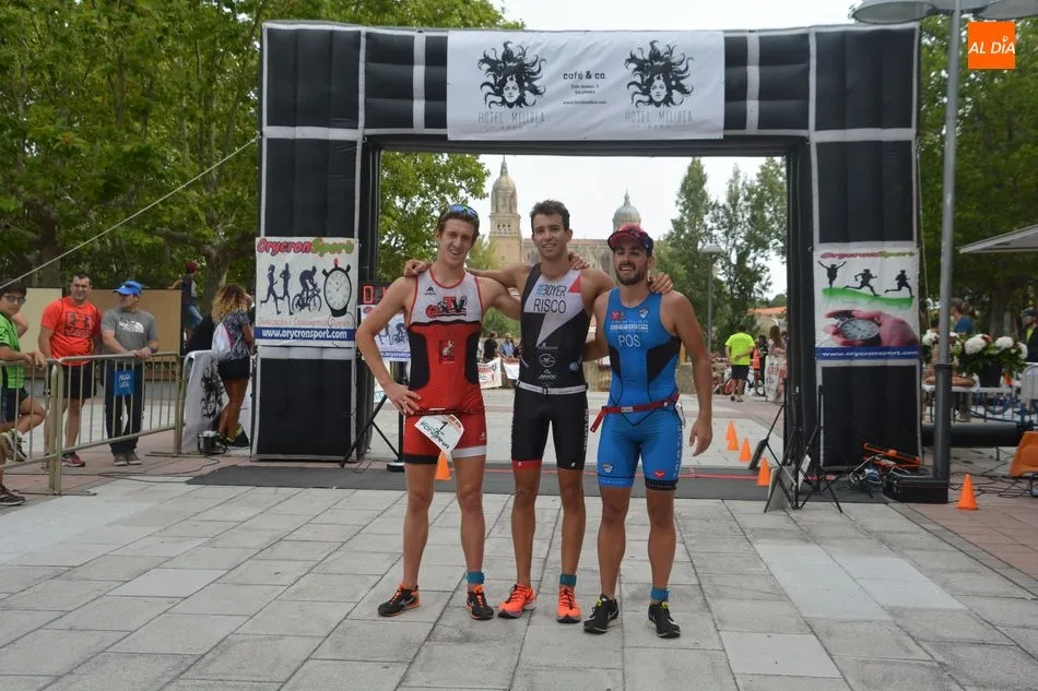 Foto 8 - Miguel Risco y Esther G&oacute;mez se coronan como vencedores en el IV Triatl&oacute;n Veracruz