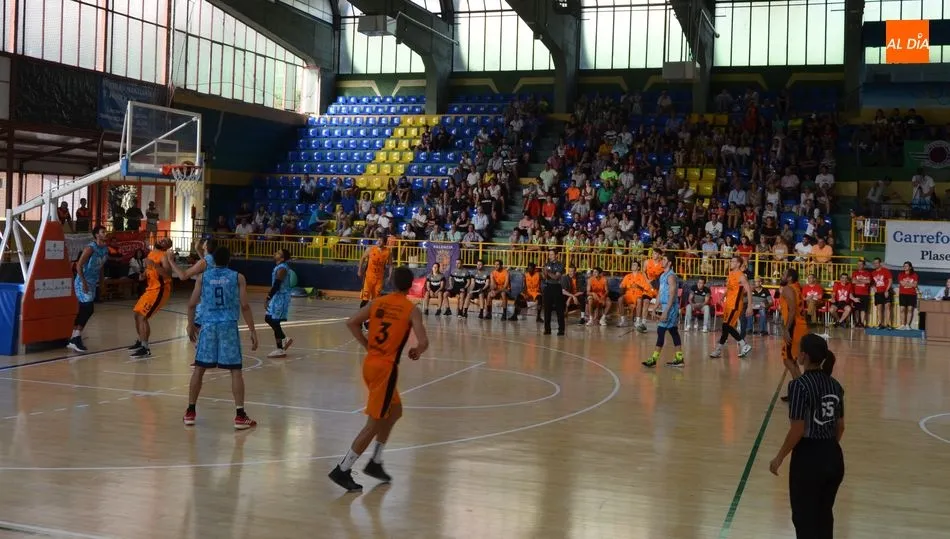 Partido de baloncesto en Béjar