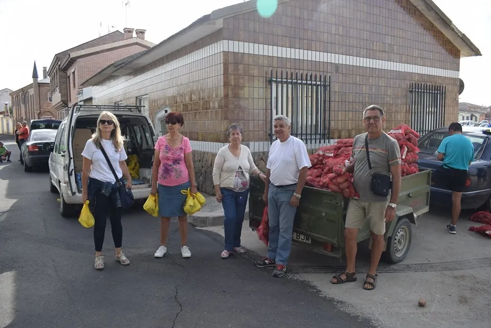 Foto 3 - Diego Fern&aacute;ndez y Elena Holguera vencen en la VIII Carrera Virgen de la Vega de Villoria