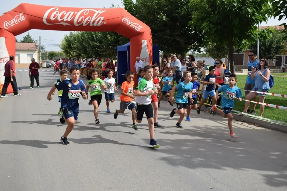 Foto 8 - Diego Fern&aacute;ndez y Elena Holguera vencen en la VIII Carrera Virgen de la Vega de Villoria