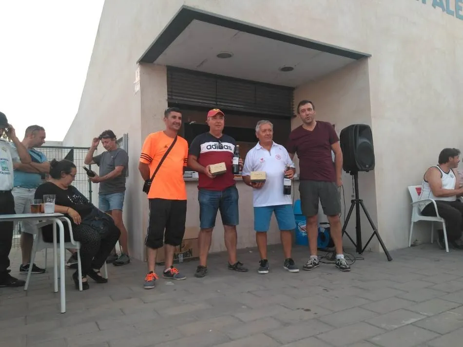 Foto 4 - Lecciones de petanca para ni&ntilde;os y j&oacute;venes en Valverd&oacute;n