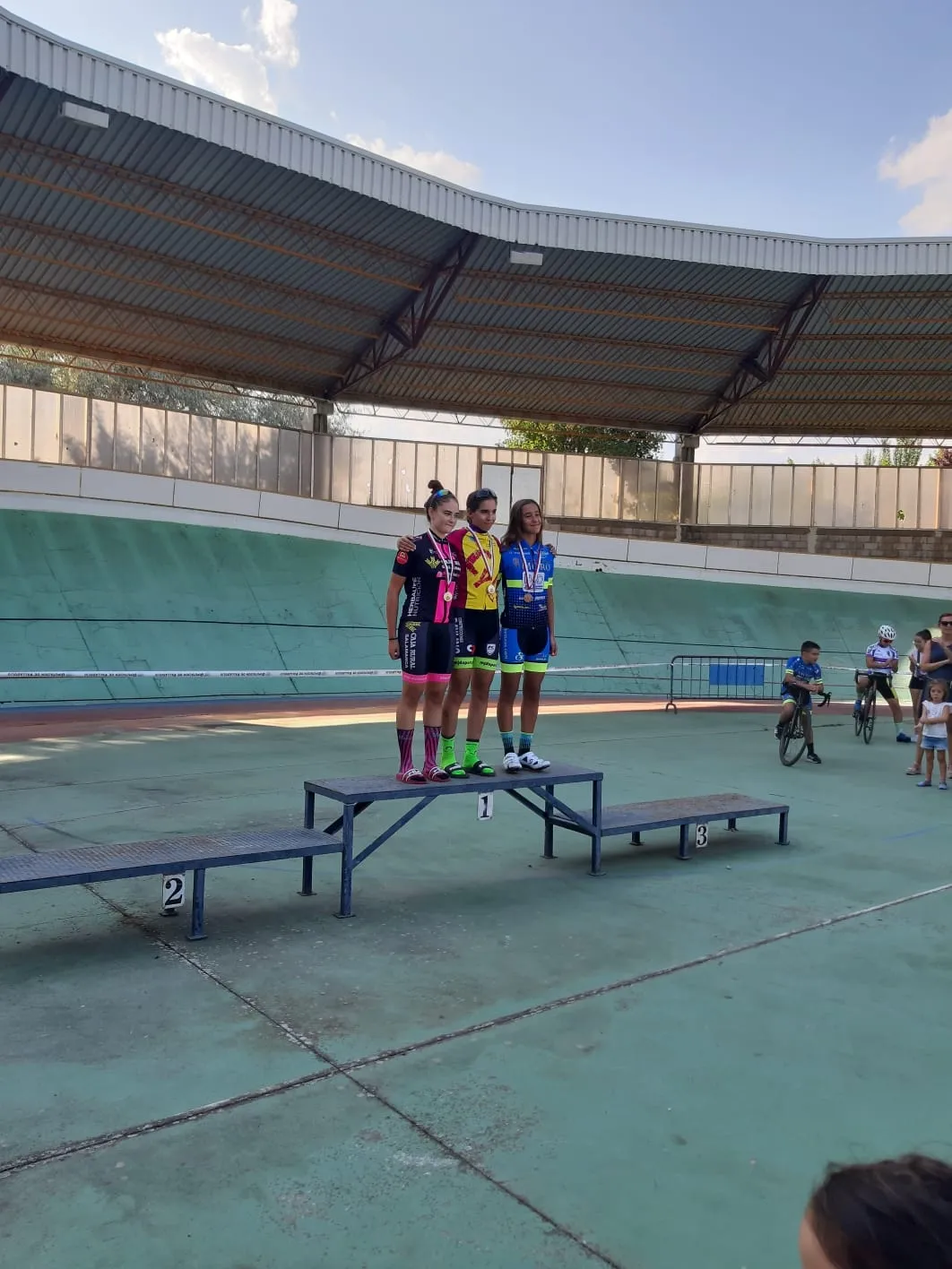 Foto 3 - Cuatro medallas para la Escuela de Ciclismo Promesal en el Campeonato de Castilla y Le&oacute;n