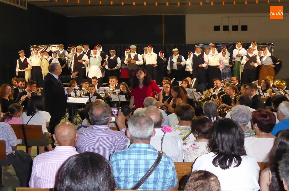 La zarzuela congregó a numeroso publico en el Pabellón Municipal. FOTOS: Ignacio Llorente