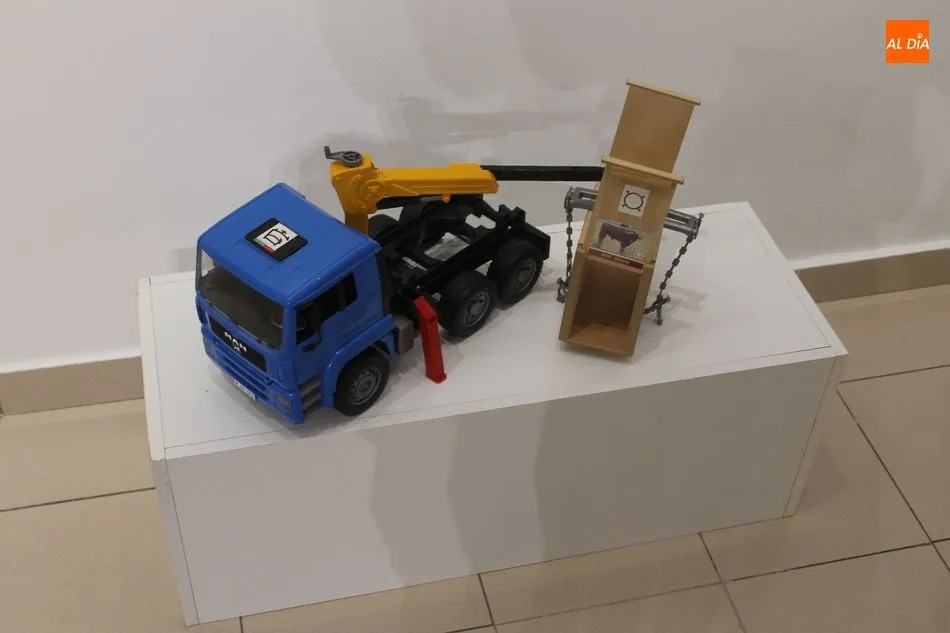 Foto 4 - &lsquo;Artesan&iacute;a taurina&rsquo;, las creaciones de Feliciano Viscarolasaga en el Espacio Joven