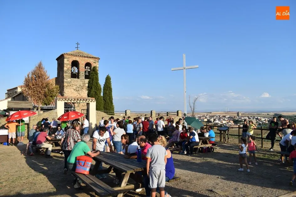 Foto 8 - La Romer&iacute;a de la Sand&iacute;a cierra las fiestas en honor a la Virgen de Otero  