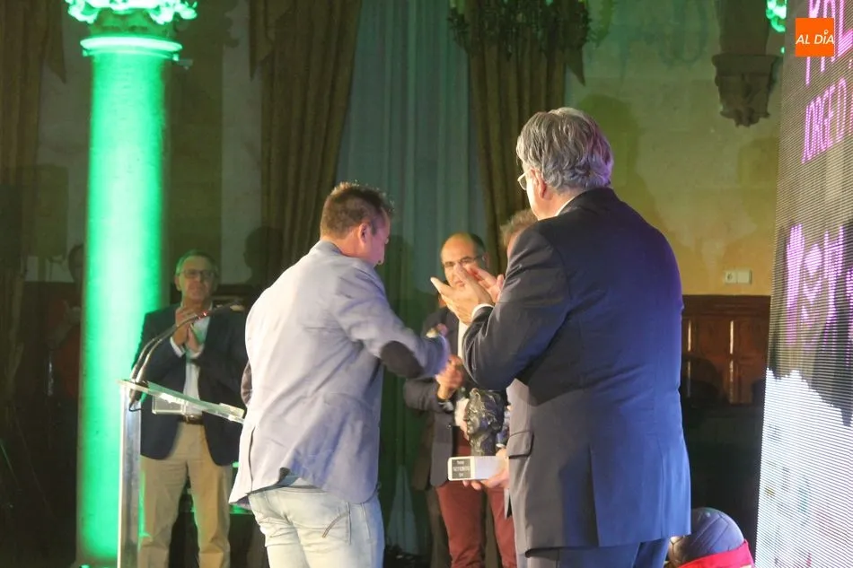 Foto 11 - La Escuela de Ciclismo Promesal, galardonada con el premio Jorge D&rsquo;Alessandro a los valores...