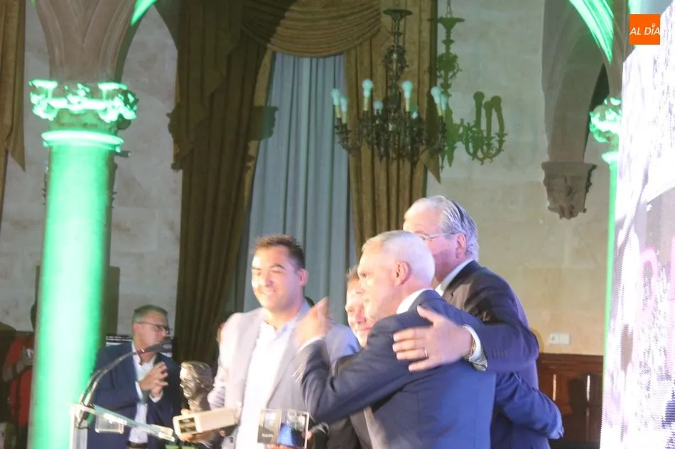 Foto 5 - La Escuela de Ciclismo Promesal, galardonada con el premio Jorge D&rsquo;Alessandro a los valores...