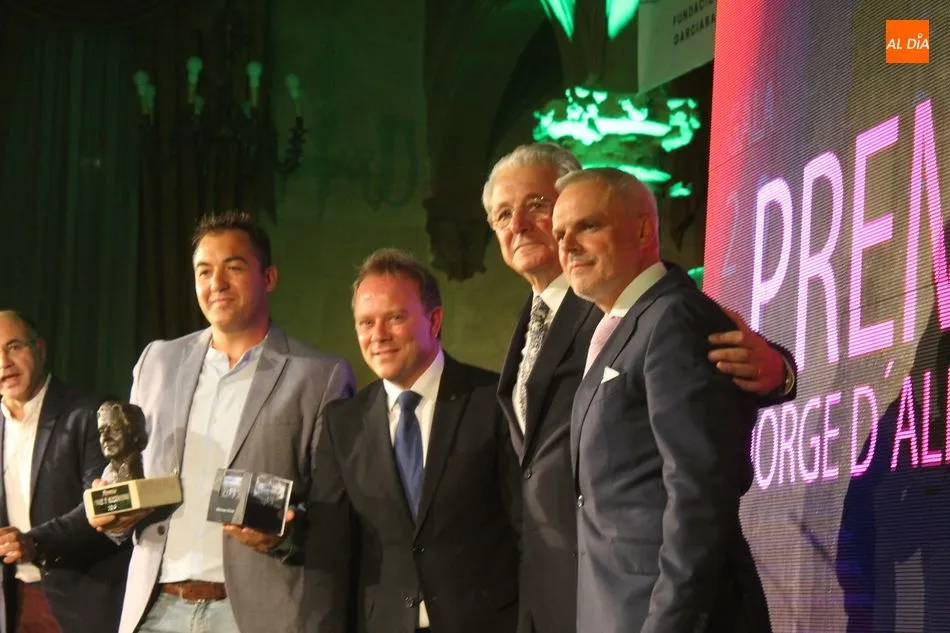 La Escuela de Ciclismo Promesal recibe el premio