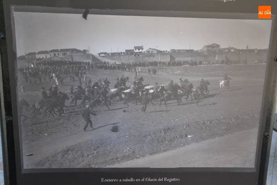 Foto 7 - El pasado de Mir&oacute;briga renace en las calles a trav&eacute;s de fotograf&iacute;as hist&oacute;ricas de Pazos y...