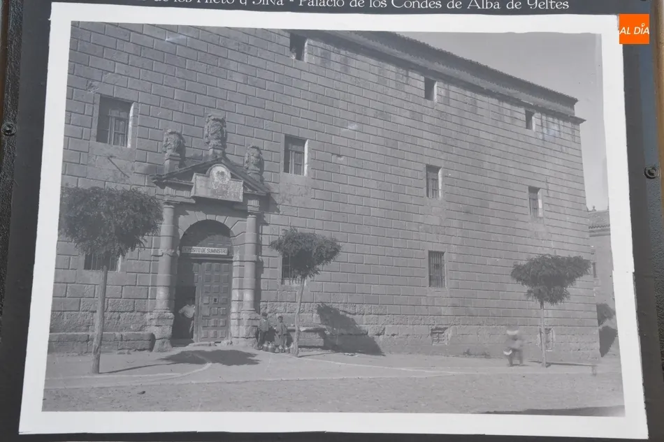 Foto 6 - El pasado de Mir&oacute;briga renace en las calles a trav&eacute;s de fotograf&iacute;as hist&oacute;ricas de Pazos y...