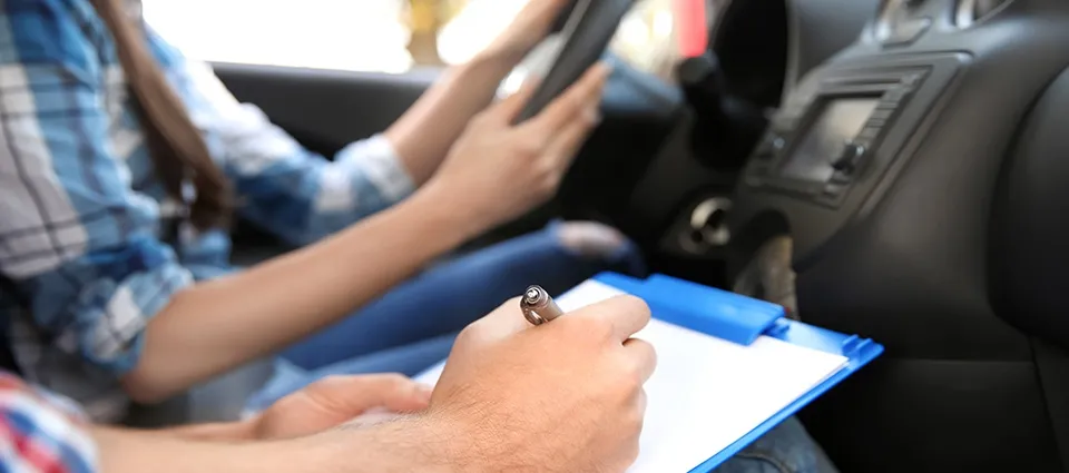 Examen práctico del carné de conducir. Foto: Race