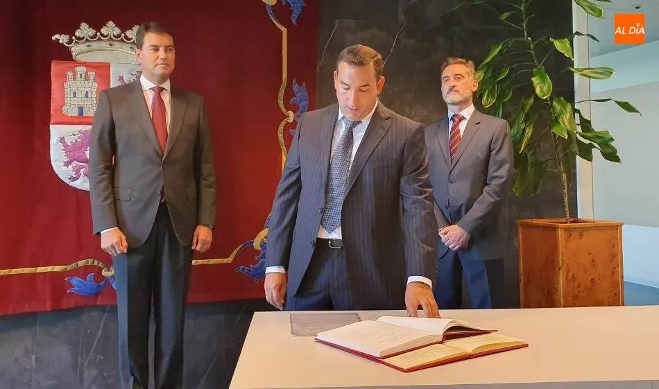 Foto 3 - El nuevo delegado de la Junta asegura que su principal reto en Salamanca es el empleo  