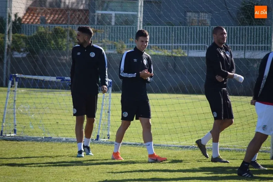 Foto 8 - El Salamanca UDS se pone a tono para mantener el liderato frente al Real Uni&oacute;n