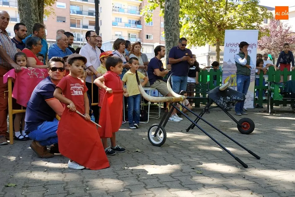 Foto 2 - El Capea y Dami&aacute;n Casta&ntilde;o, explican pases y lances en una ma&ntilde;ana de &lsquo;toreo de sal&oacute;n&rsquo; en...