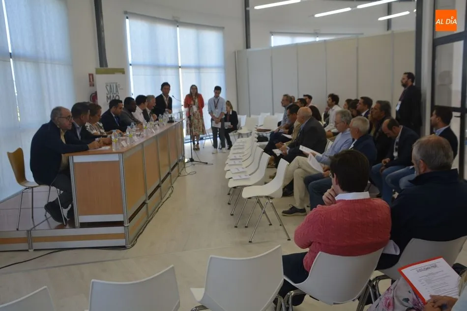 Foto 11 - Un encuentro para &ldquo;posicionar la marca Salamanca en el resto del mundo&rdquo;