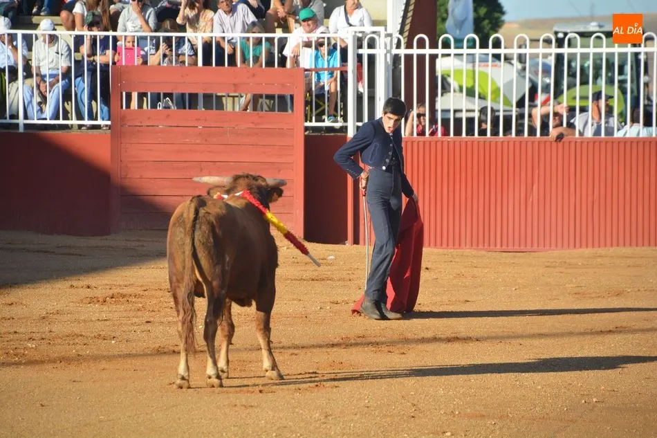 Foto 4 - Segunda jornada del certamen de Escuelas Taurinas en clases pr&aacute;cticas