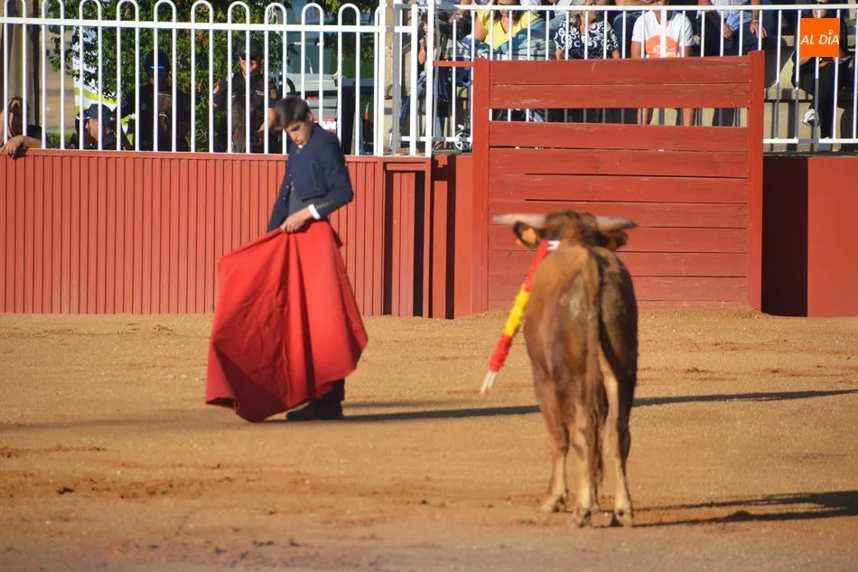 Foto 2 - Segunda jornada del certamen de Escuelas Taurinas en clases pr&aacute;cticas