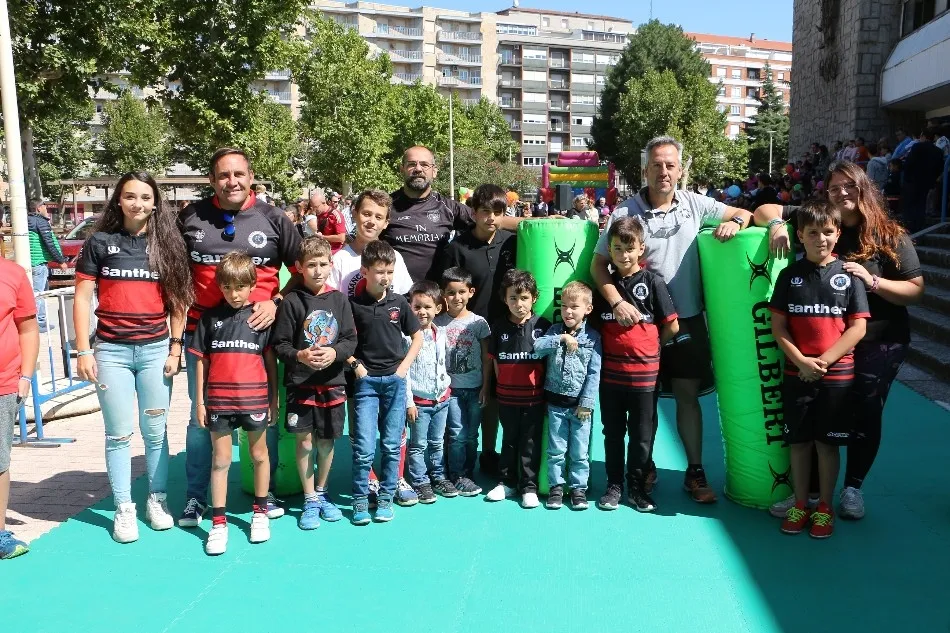 Foto 2 - El Salamanca Rugby Club celebra una jornada de puertas abiertas para captar socios