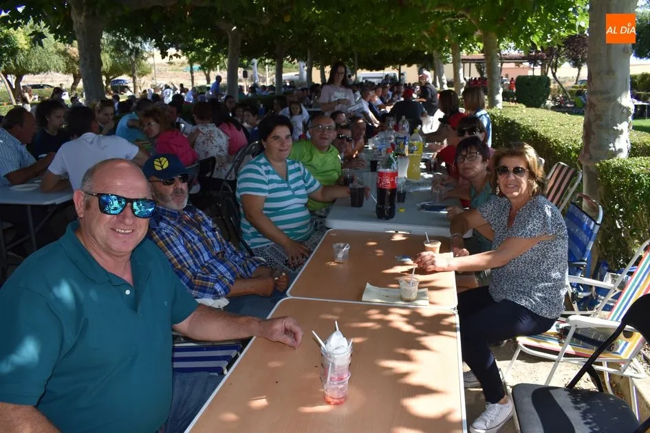 Foto 8 - Deliciosa paella para m&aacute;s de 600 personas en Navales  