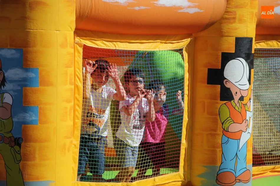 Foto 11 - Los m&aacute;s peque&ntilde;os de Fuenteliante tambi&eacute;n disfrutan de las fiestas  