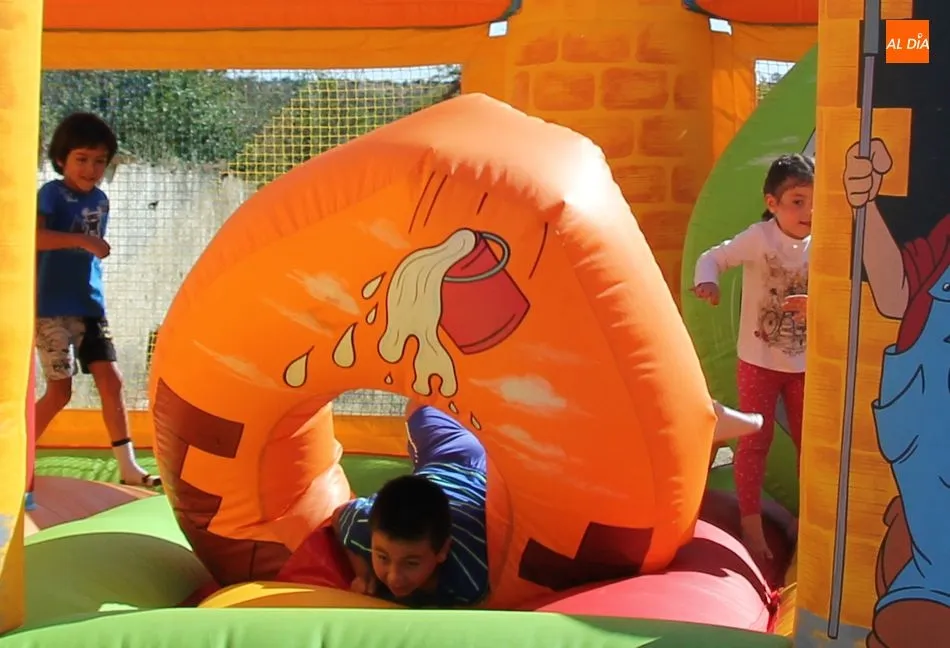 Foto 7 - Los m&aacute;s peque&ntilde;os de Fuenteliante tambi&eacute;n disfrutan de las fiestas  
