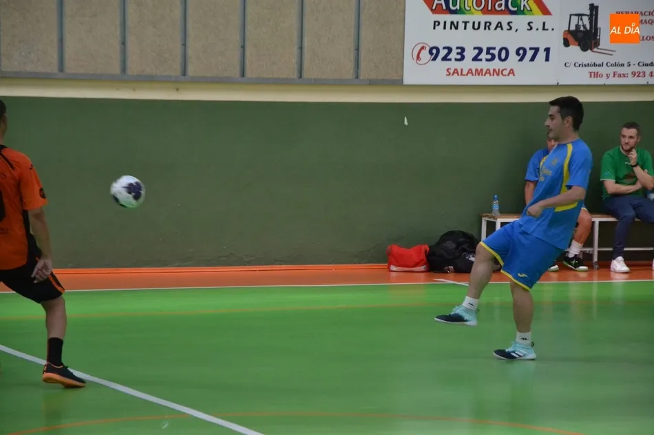 Foto 7 - III Senior y Mir&oacute;briga Futsal firman tablas en un derby para ir cogiendo ritmo  