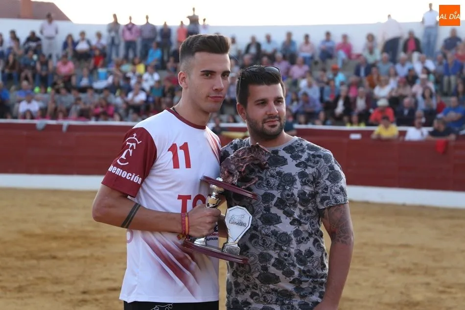 Foto 7 - Jos&eacute; Manuel Medina, vencedor del concurso de cortes de Villoria