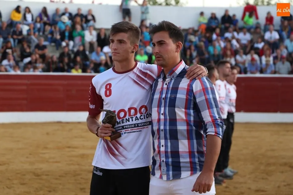 Foto 5 - Jos&eacute; Manuel Medina, vencedor del concurso de cortes de Villoria