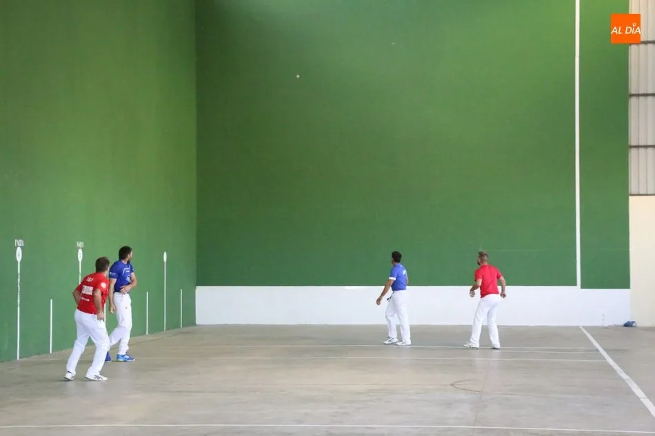 Foto 6 - Exhibici&oacute;n de pelota a mano femenino y masculino en Villaseco de los Reyes  