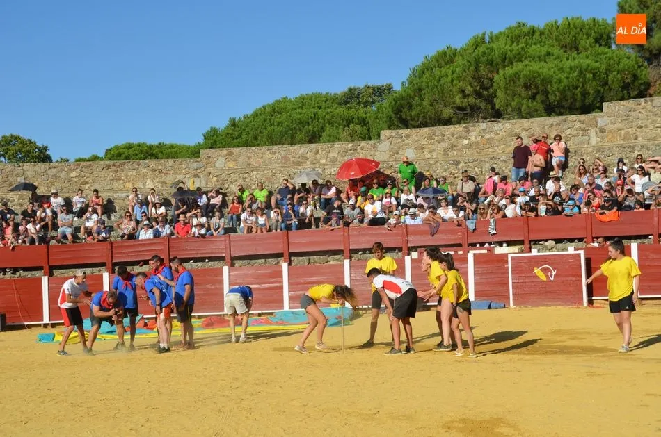 Foto 6 - La juventud de las pe&ntilde;as pone la nota de color y un soplo de aire fresco en Humor Amarillo