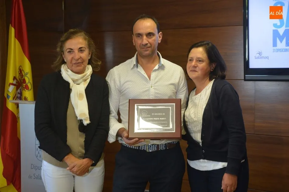 Foto 6 - Entrega de premios de los concursos de ganado ovino y porcino&nbsp;