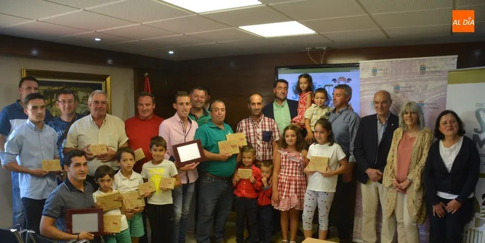 Entrega de premios de los concursos de ganado ovino y porcino 