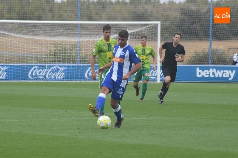 Foto 8 - Unionistas vuelve a pecar de falta de gol frente al Alav&eacute;s B y suma su tercera derrota consecutiva ...