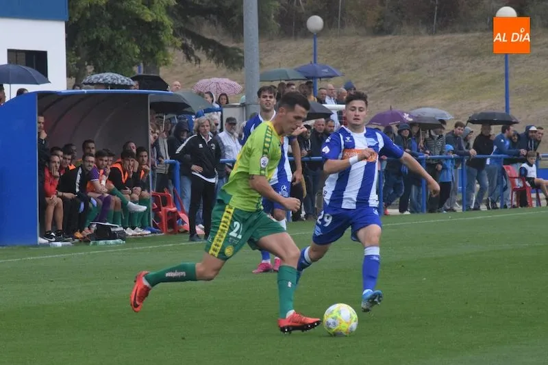 Foto 6 - Unionistas vuelve a pecar de falta de gol frente al Alav&eacute;s B y suma su tercera derrota consecutiva ...