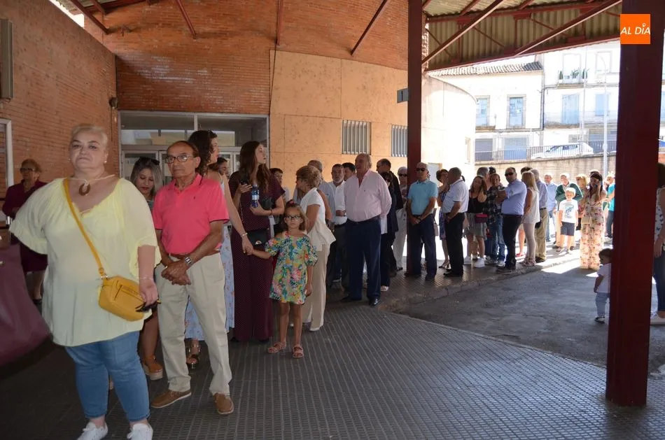 Foto 3 - Rabia, indignaci&oacute;n y llanto contenido por no poder honrar a su Patrona, la Virgen del Casta&ntilde;ar