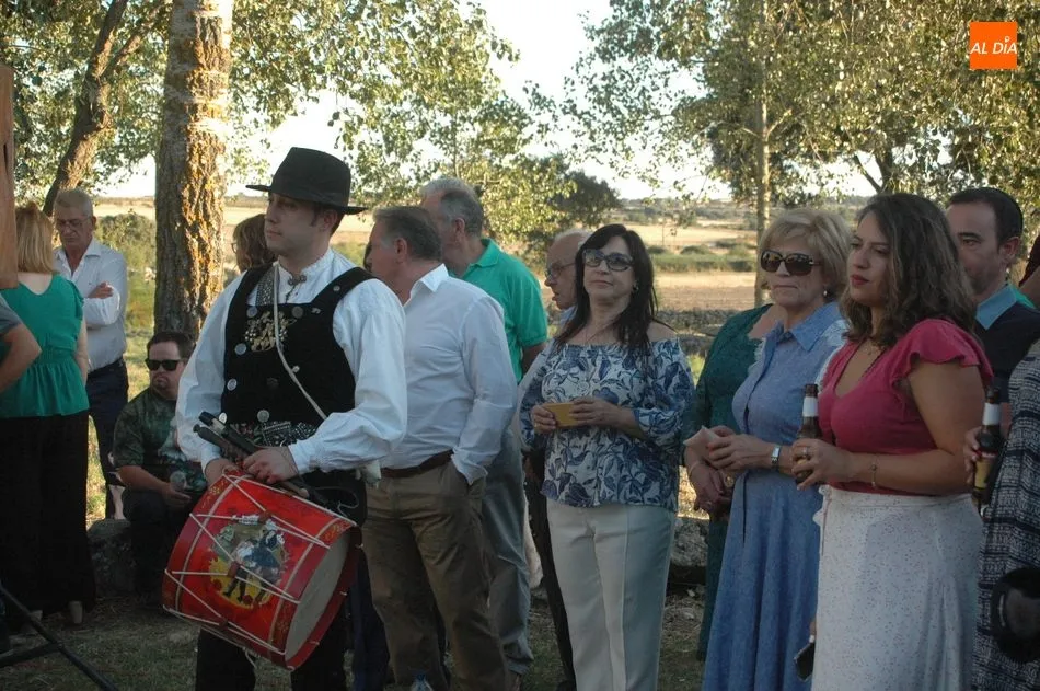 Foto 3 - La bandera alcanza&nbsp;en Villaseco de los Reyes 2.250 euros  