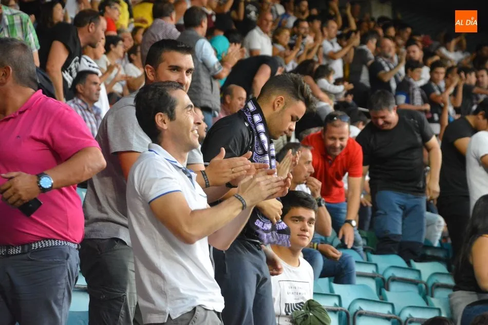 Foto 8 - El Helm&aacute;ntico se qued&oacute; con las ganas de festejar otro triunfo del Salamanca UDS