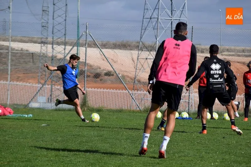 Foto 5 - Unionistas ya prepara el derbi frente al Salamanca UDS