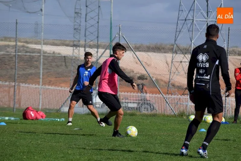 Foto 3 - Unionistas ya prepara el derbi frente al Salamanca UDS