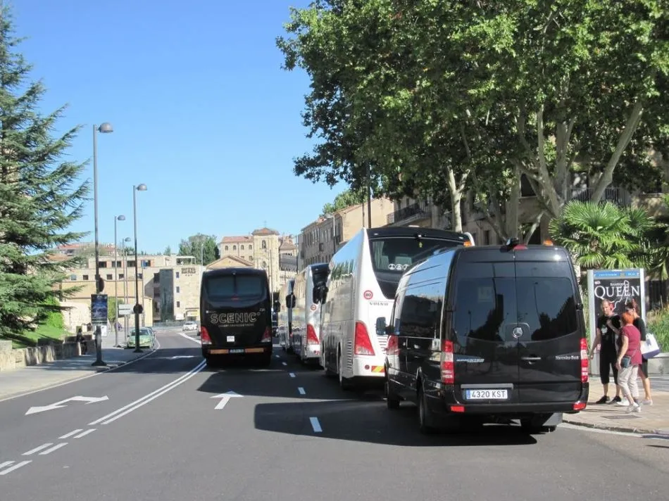 Foto 3 - Ciudadanos por la Defensa del Patrimonio pide cautela antes de adjudicar la ejecuci&oacute;n de Centro de ...