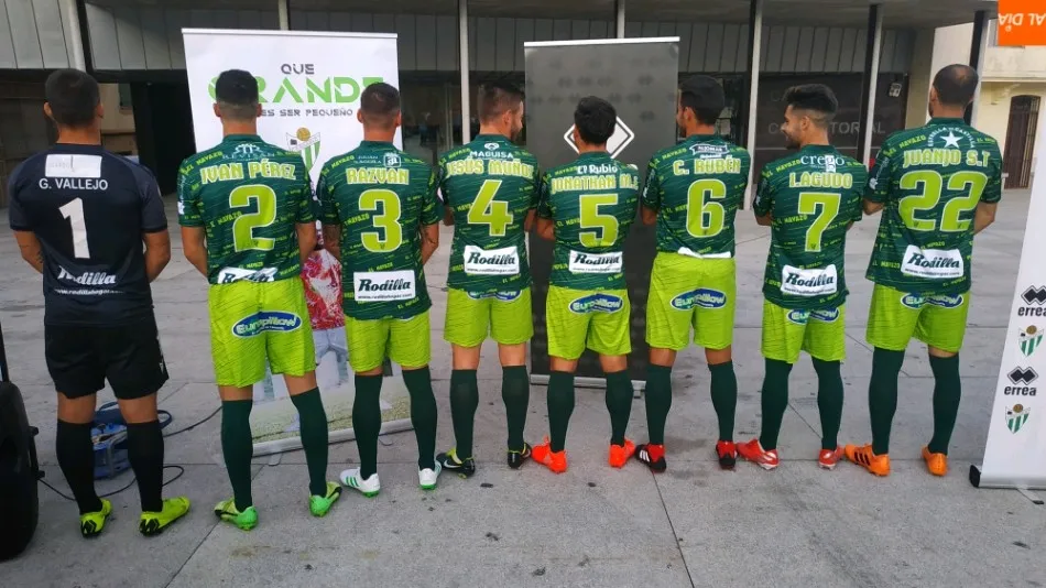 Foto 6 - As&iacute; es &lsquo;la Jamoneta 2.0&rsquo; del CD Guijuelo  