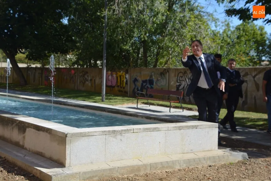 Foto 8 - Renovados accesos, nuevos juegos infantiles y aparatos biosaludables para el Parque Fluvial