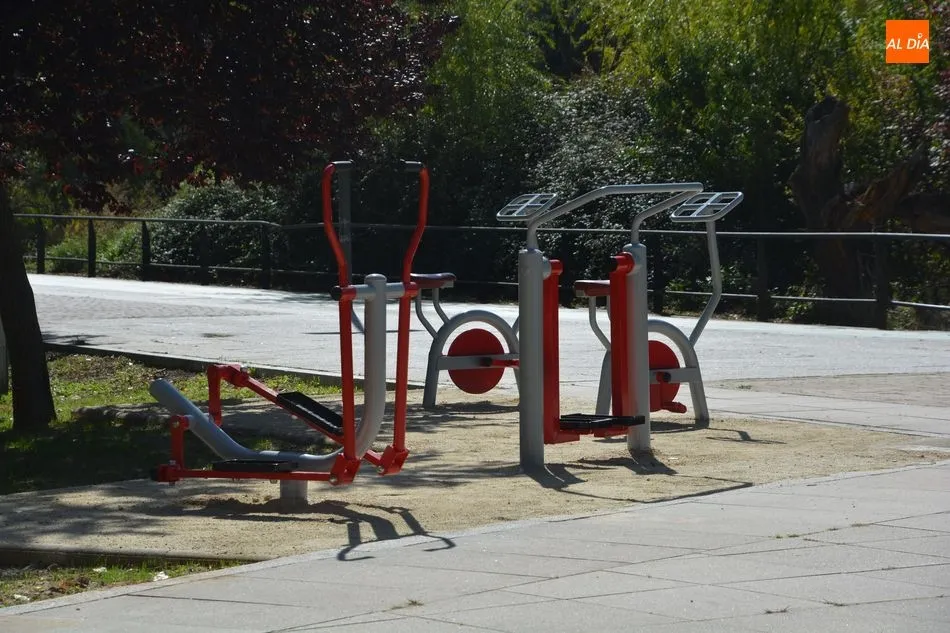 Foto 7 - Renovados accesos, nuevos juegos infantiles y aparatos biosaludables para el Parque Fluvial