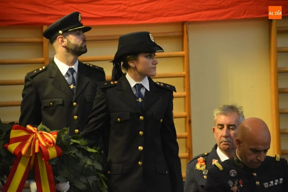 Foto 10 - El D&iacute;a de la Polic&iacute;a se celebra con reconocimientos para los agentes m&aacute;s destacados