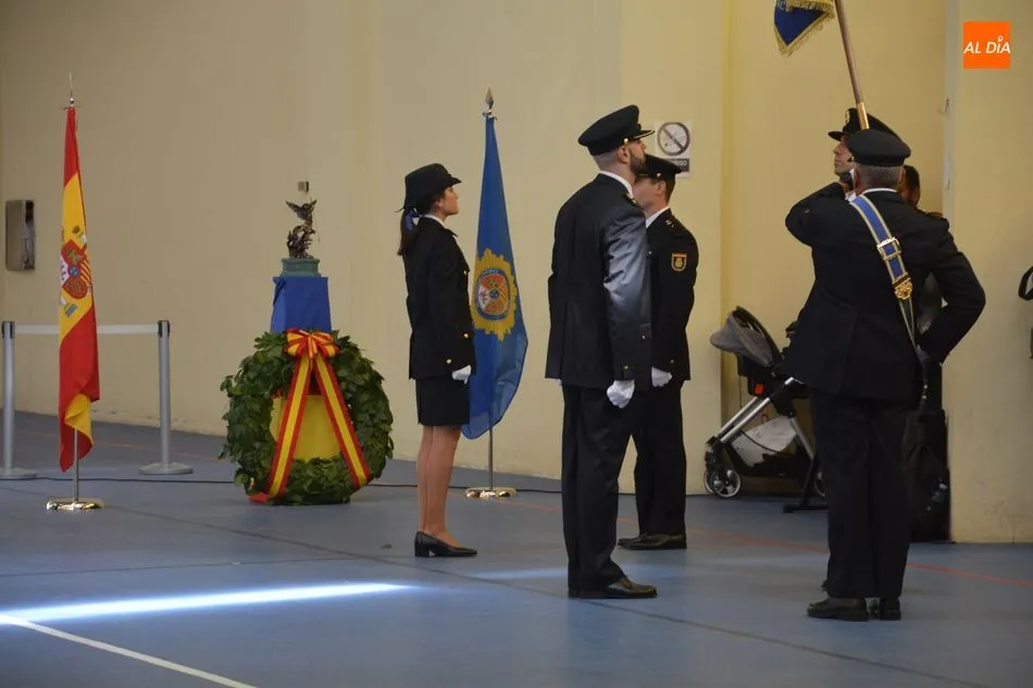 Foto 2 - El D&iacute;a de la Polic&iacute;a se celebra con reconocimientos para los agentes m&aacute;s destacados