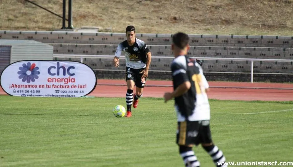 Iñigo Zubiri, jugador de Unionistas. Foto de USCF