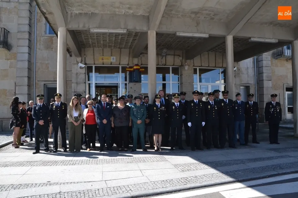 Foto 10 - Distinguidos 5 polic&iacute;as nacionales de Fuentes de O&ntilde;oro en la celebraci&oacute;n de sus patronos  